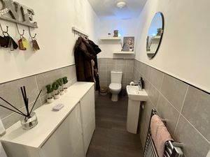 Photo 9- click for photo gallery